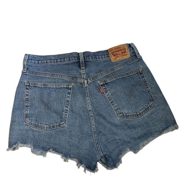 Levi Strauss 501 cut off shorts - Picture 2 of 3